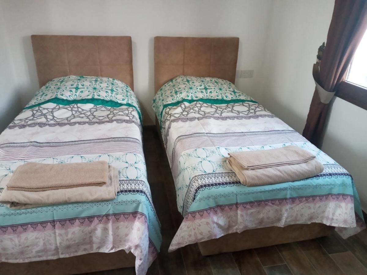 Arsione Guest House Famagouste Extérieur photo