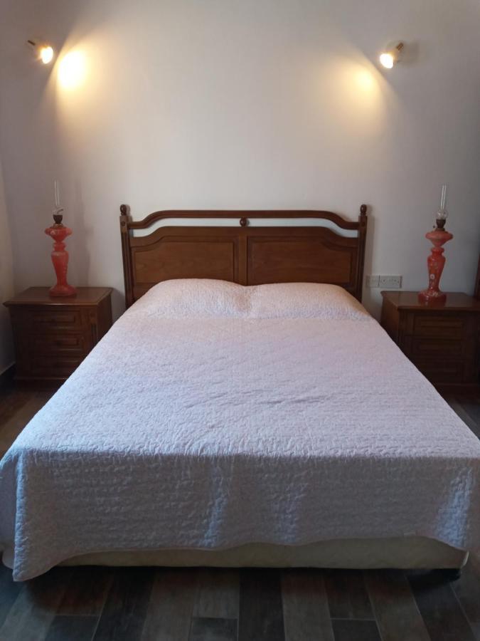 Arsione Guest House Famagouste Extérieur photo