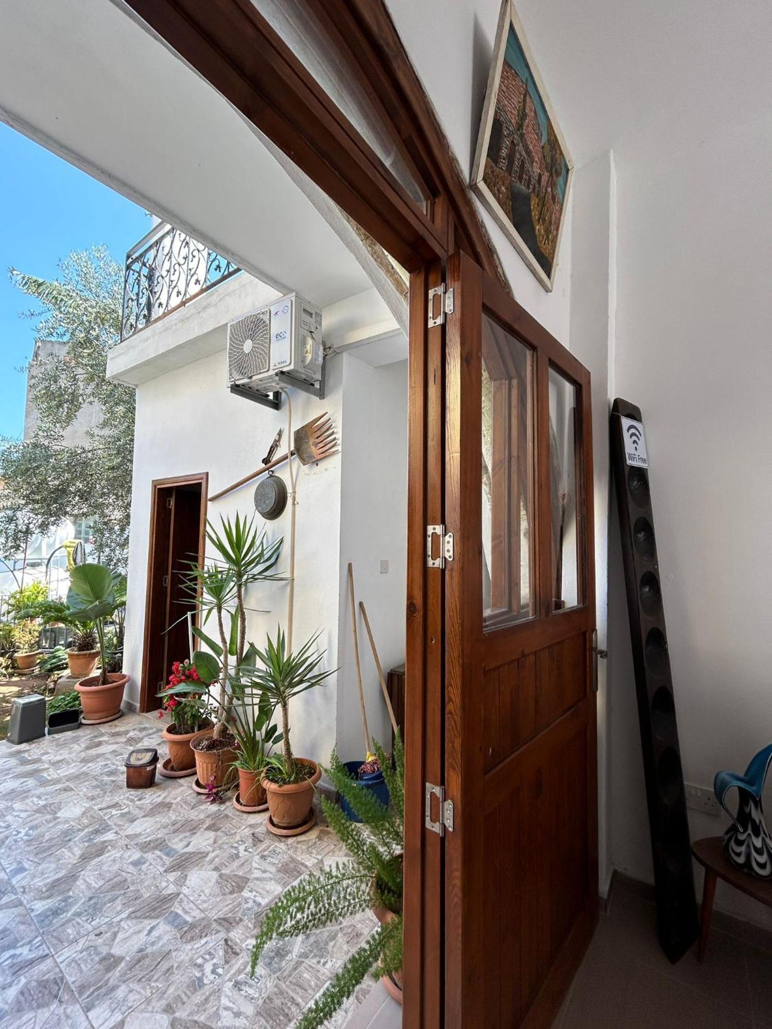 Arsione Guest House Famagouste Extérieur photo
